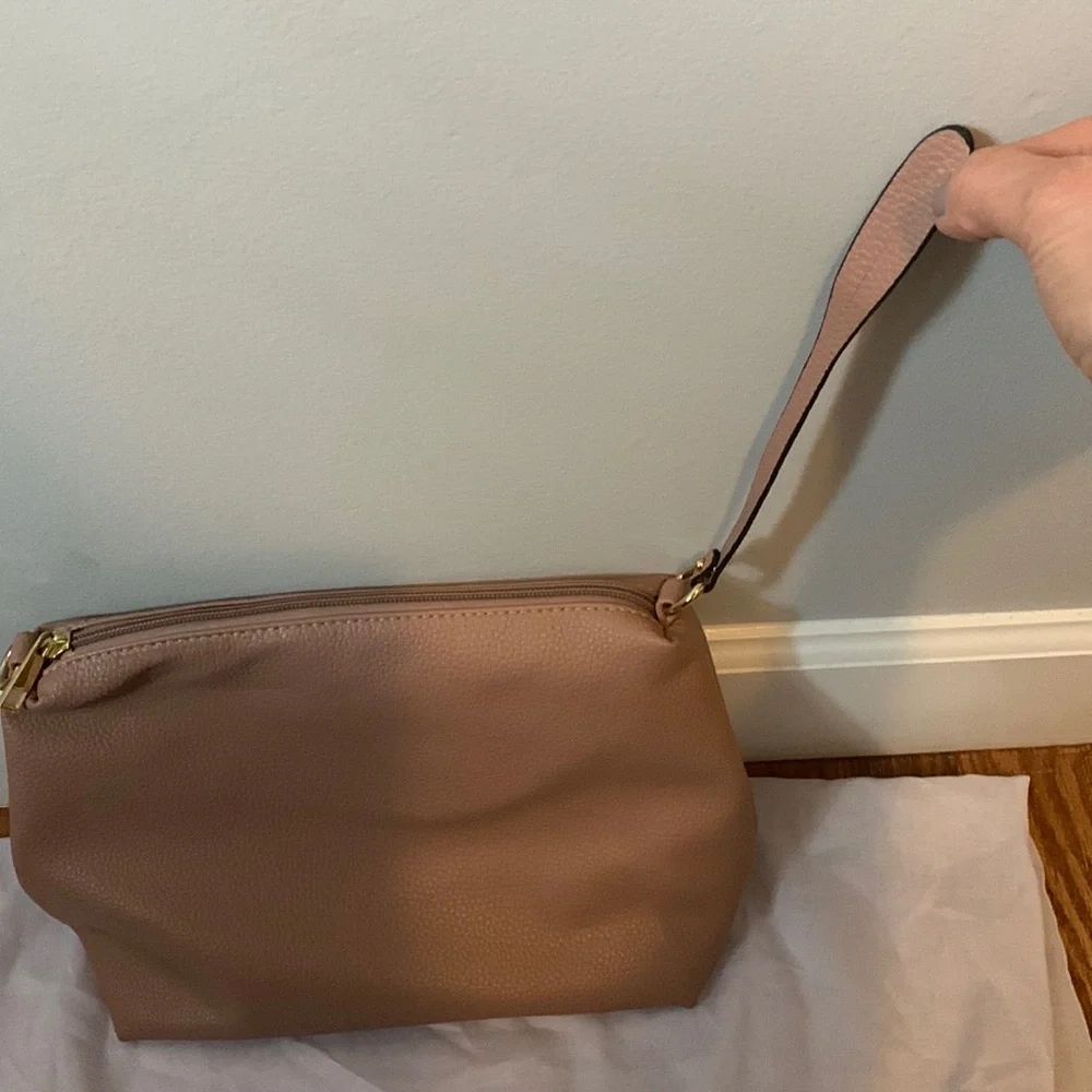 Interchangeable multi-use bag. - Picture 6 of 11